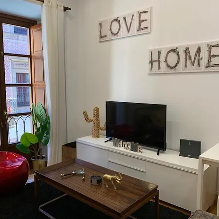 Apartamento En El Puerto De Gijon, A 2 Minutos De La Playa Gijón