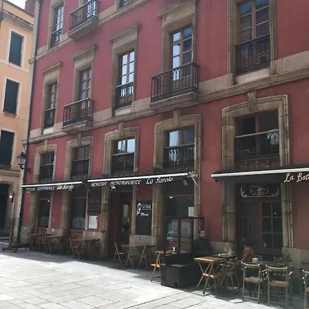 Apartamento En El Puerto De Gijon, A 2 Minutos De La Playa